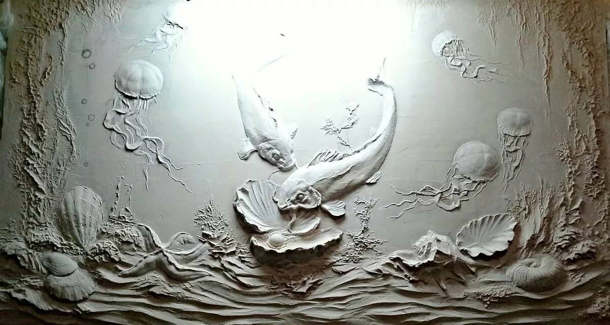 Обустройство барельефа на стене своими руками